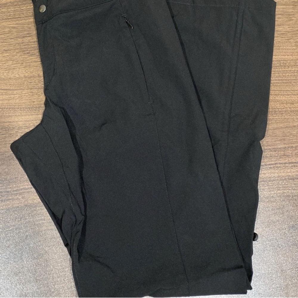 REI Women’s Hiking Pants Convertible Size 6 - Picture 6 of 6